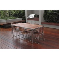 SOLAR DINING TABLES